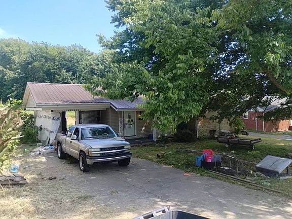 3rd image of 515 S Seminary St