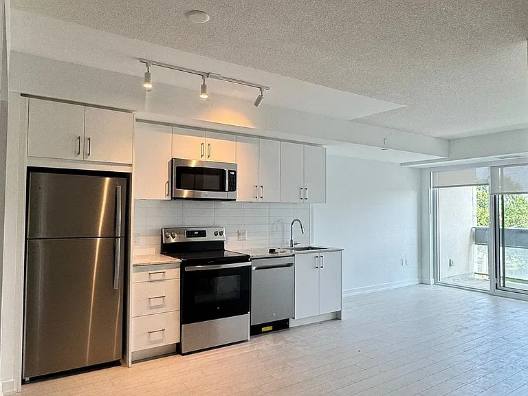 4010 Eglinton Ave W #327 — Photo 12