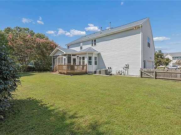 4th image of 2 Bounty Cir