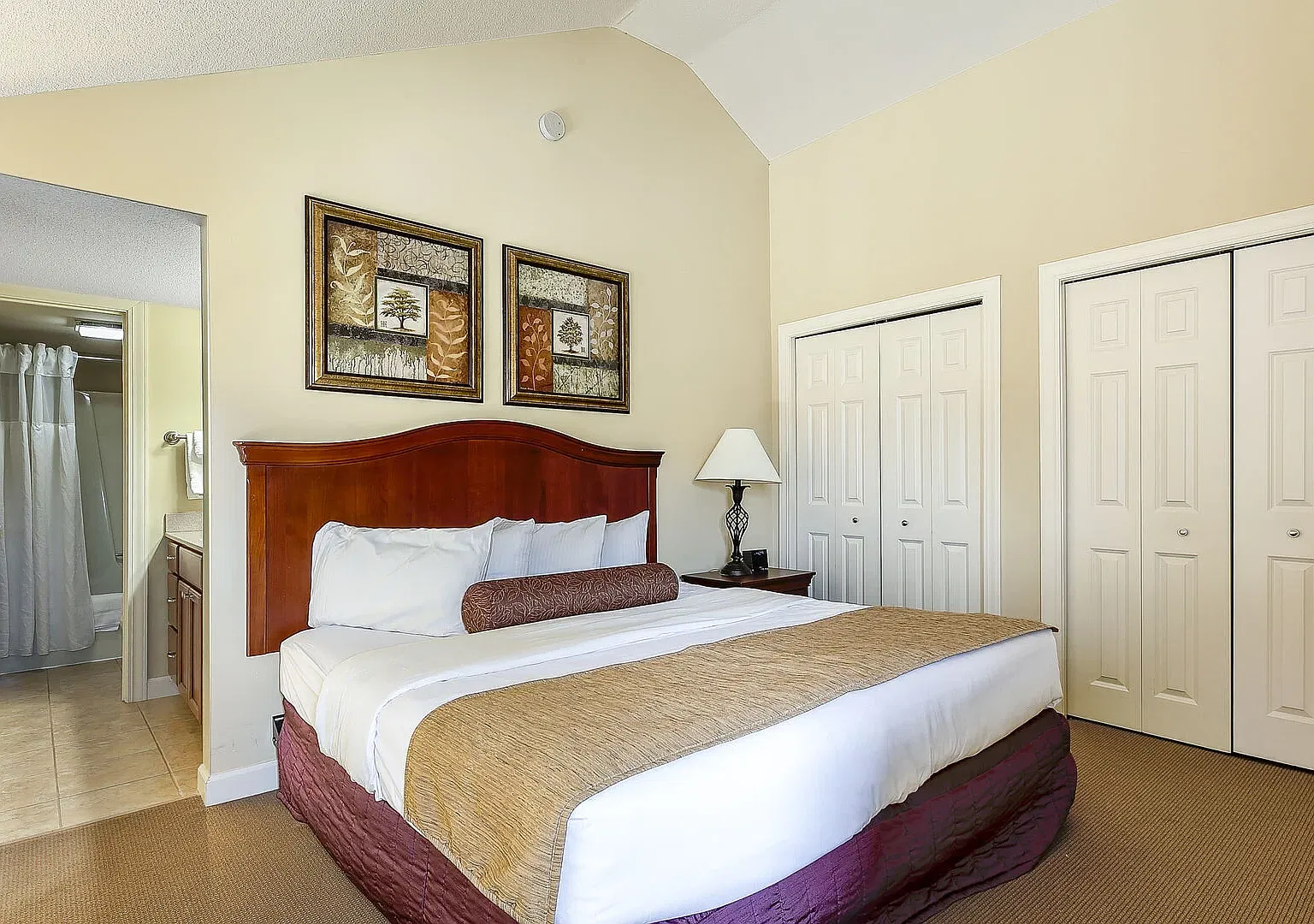 2 bed, 1400 sqft, $1,600 — Photo 3