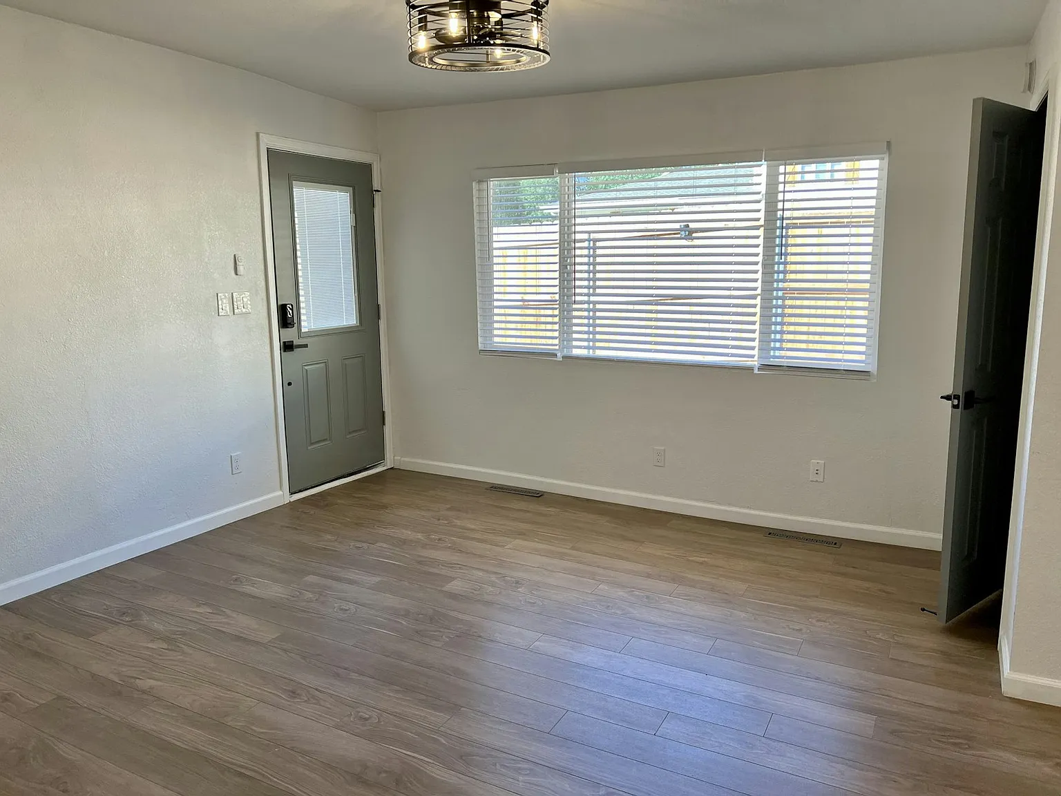 220 West Ramona Avenue, Unit 222 — Photo 4