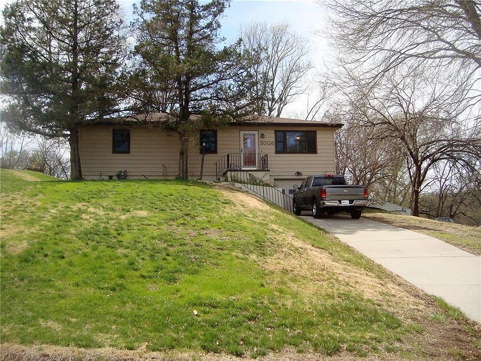 1st image of 3006 S 29th St