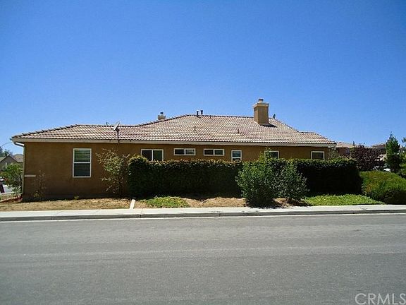3rd image of 22040 Witchhazel Ave