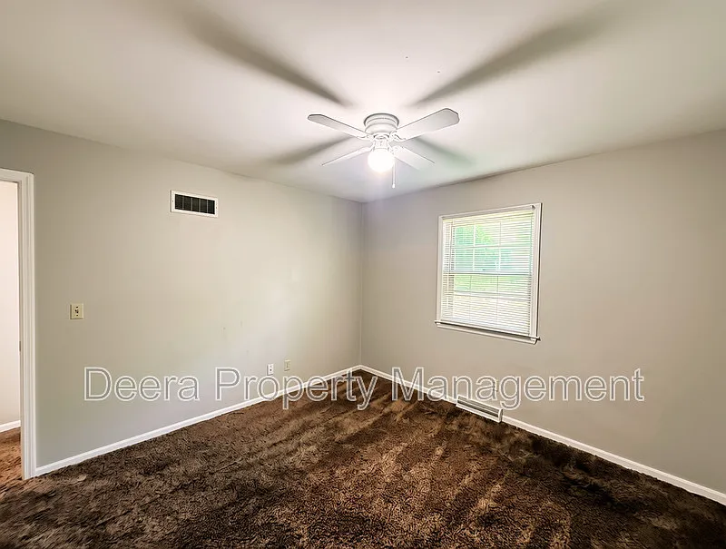2 bed, 1.0 bath, 950 sqft, $1,395 — Photo 4