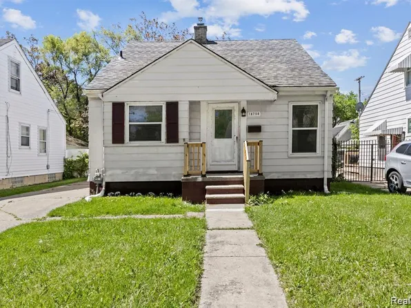 18750 Kingsville St, Detroit, MI 48225