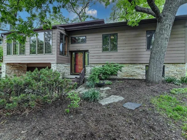 7612 Hillcrest Avenue, Middleton, WI 53562