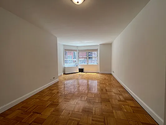 Rented by AZ REALTY NYC LLC | media 2