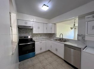 7503 NW 44th Ct APT 10, Pompano Beach, FL 33065