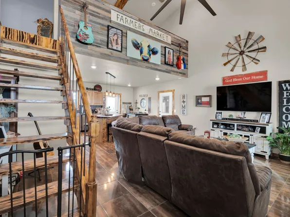 8879 Fm 66, Maypearl, TX 76050