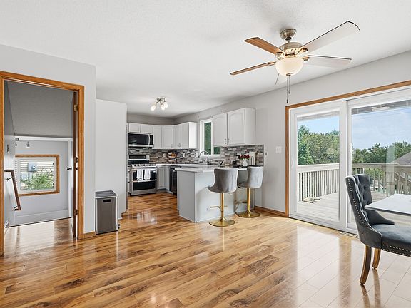 4th image of 6611 Fox Run Dr SW