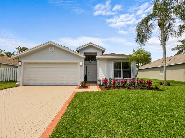 1712 Sawgrass Circle, Greenacres, FL 33413