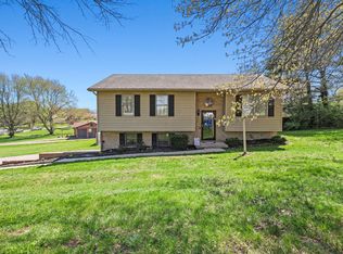 121 Eastland Dr, Paris, KY