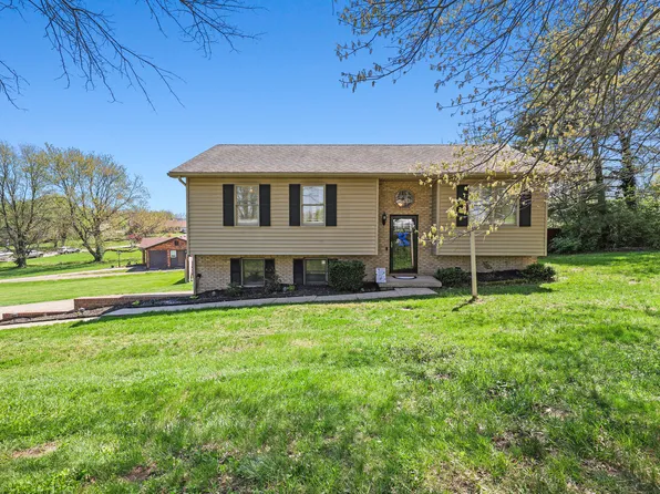 121 Eastland Dr, Paris, KY 40361