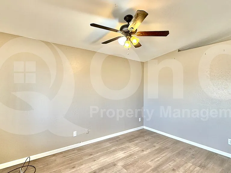 8210 W Concordia Dr #1 — Photo 7