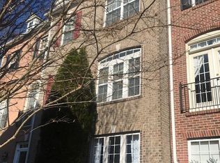 12043 Overbridge Ln, Fairfax, VA 22030