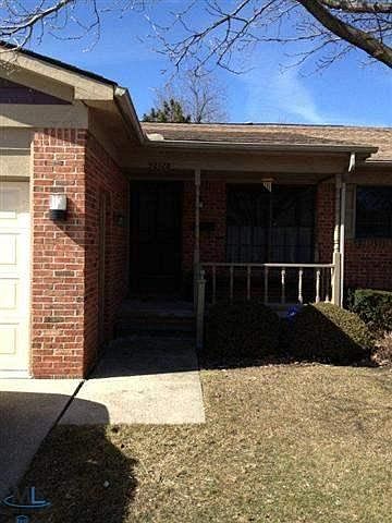 1st image of 52128 Charleston Ln