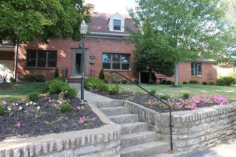 1st image of 200 Tanglewood Dr