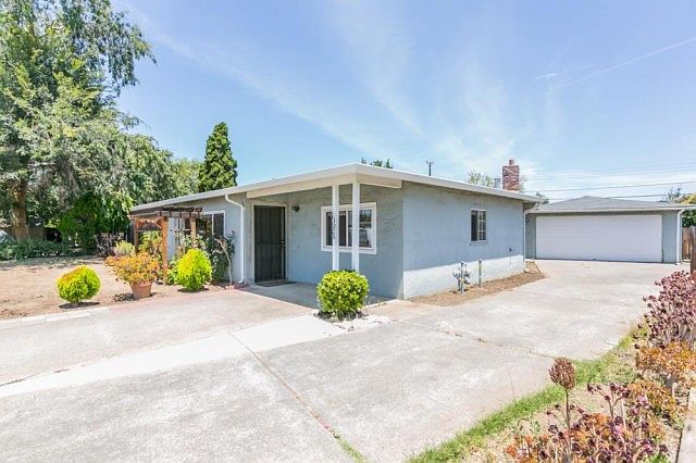 1st image of 13028 Pfeifle Ave