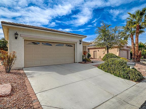 2nd image of 4177 Pacifico Ln