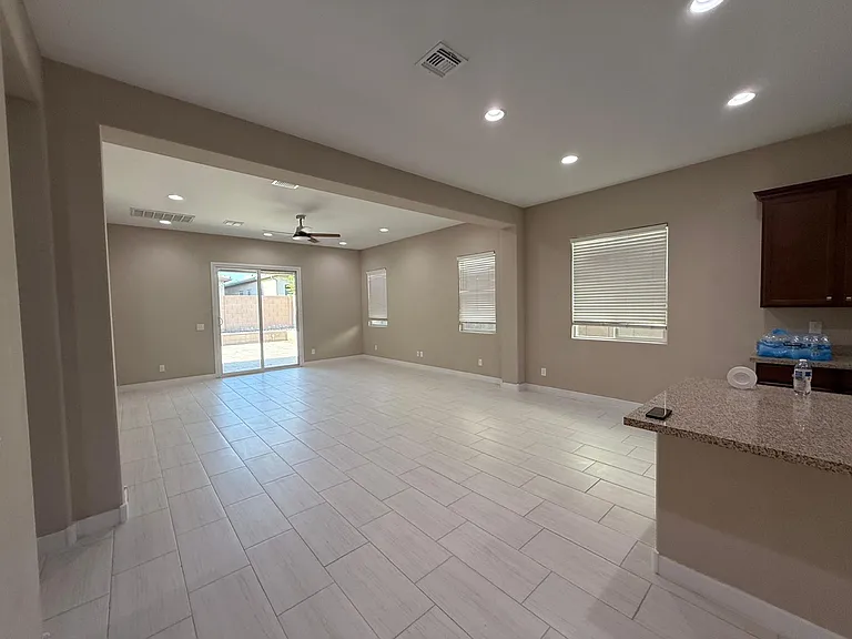 7030 W Post Rd — Photo 5