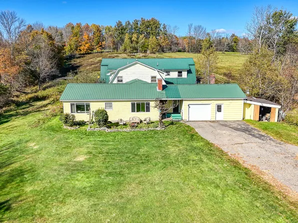 139 Shore Road, Dexter, ME 04930