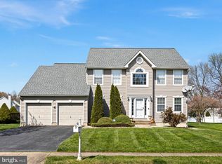 6 Split Rail Ln, Newark, DE 19702