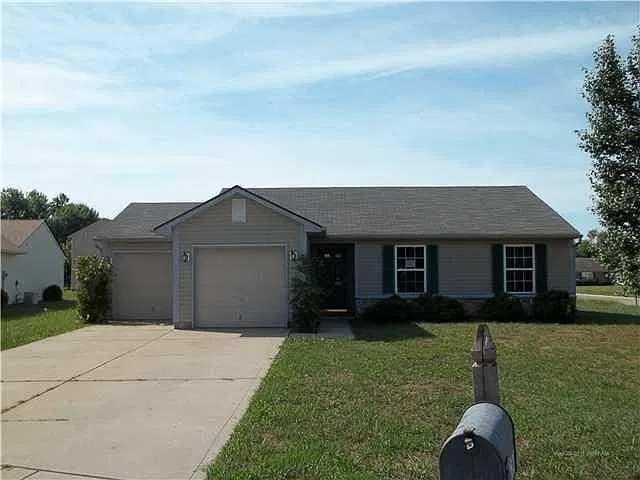 2827 Lambdin Ct