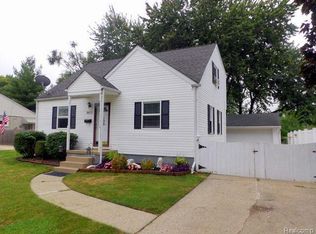 16632 Poplar St, Southgate, MI 48195