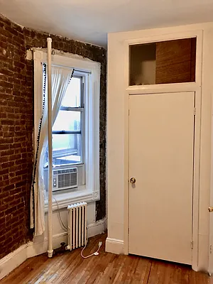 Rented by LJ Sloane Management | media 40