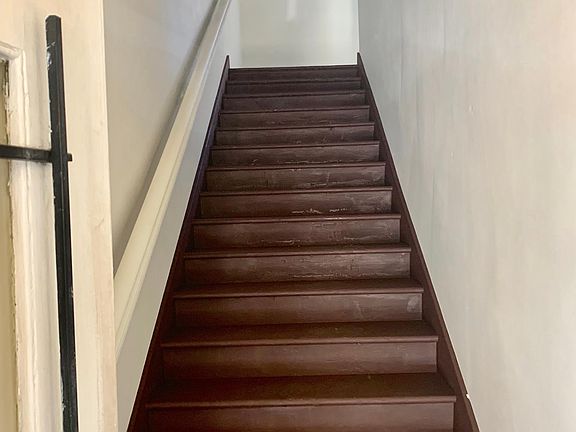 5th image of 550 Magnolia Ave