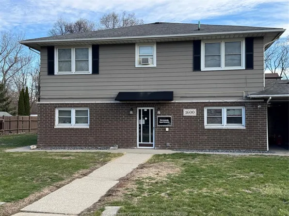 1600 Normandy St #2, Lasalle, ON N9J 1Y1