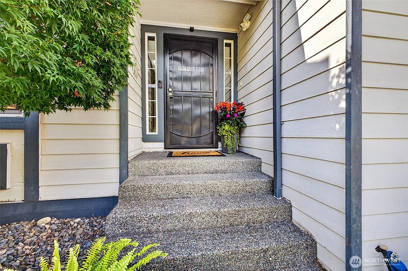 3rd image of 34435 32nd Court SW