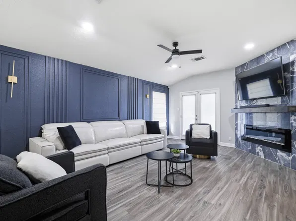 13223 Camino Carlos, San Antonio, TX 78233