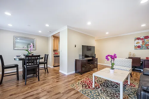 Floor plan Unfurnished 2 Bedroom