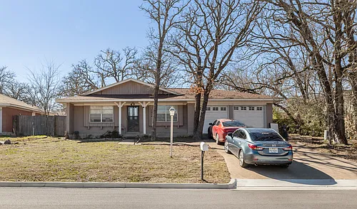 1216 Berkeley St Photo 1