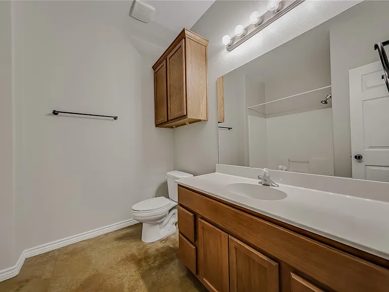 6630 Rhine Dr #B — Photo 19