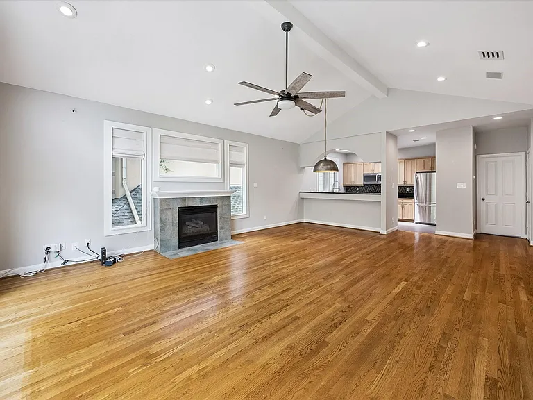 5104 Floyd St — Photo 20