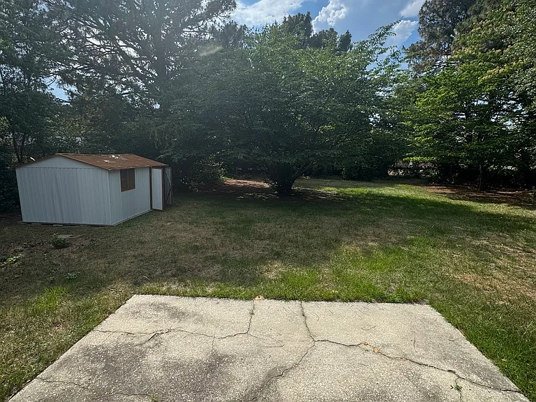 518 Platinum St — Photo 12