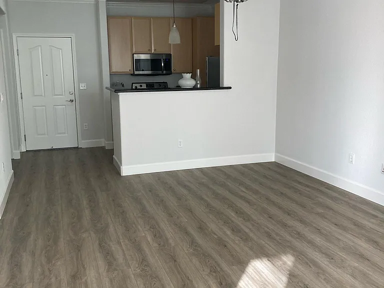 801 S Winchester Blvd #2100 — Photo 4