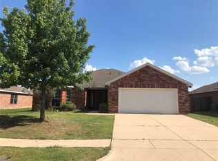 4702 Fox Meadows Ln, Mansfield, TX 76063