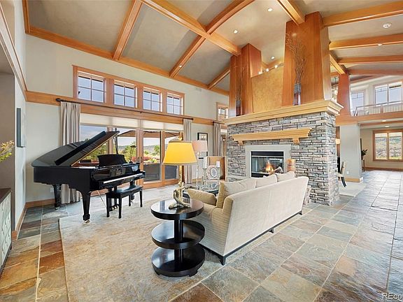 5th image of 9561 Bear Claw Dr