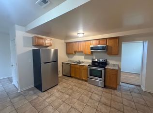 2911 Greenmount Ave, Baltimore, MD 21218