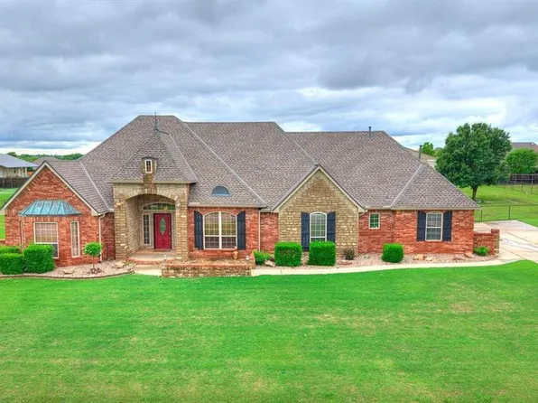 15301 Coral Creek Ln, Oklahoma City, OK 73165