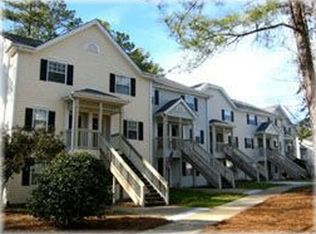 101 Kingsbury Dr, Chapel Hill, NC 27514