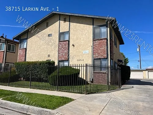 38715 Larkin Ave #1 Photo 1 38715 Larkin Ave #1 Photo 1