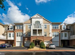 7871 Rolling Woods Ct #1402, Springfield, VA 22152