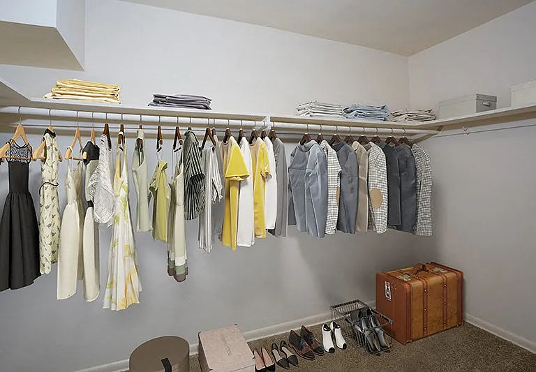 GrandView Apartments — Photo 9
