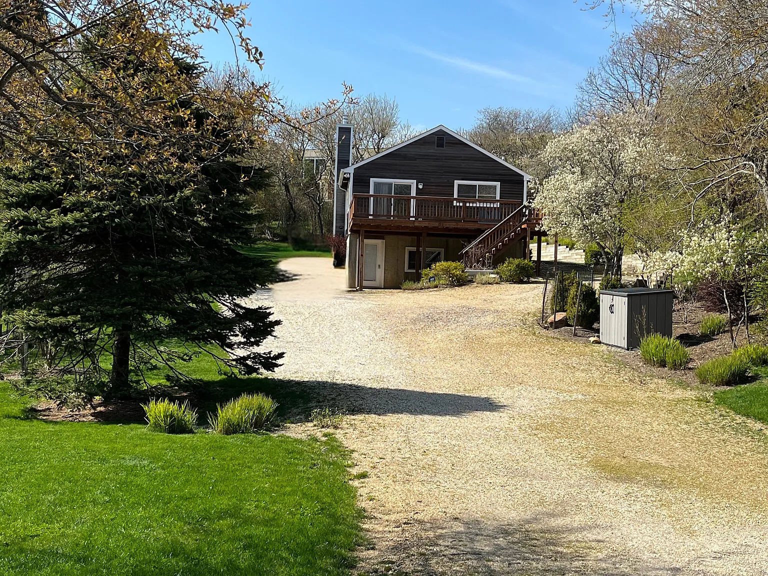 Surfside Area-Montauk Beach Living — Photo 4