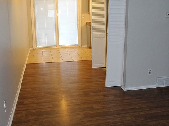 4th image of 2218 Glendale Blvd