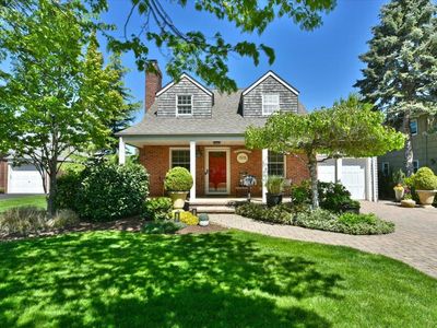 1515 Lowell Avenue, New Hyde Park, NY, 11040